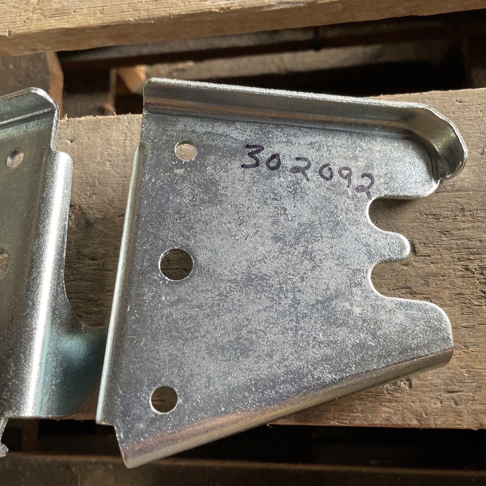 Magliner Handle Plate for Gemini Hand Carts 302093 + 302092 SET (1 Each L & R)