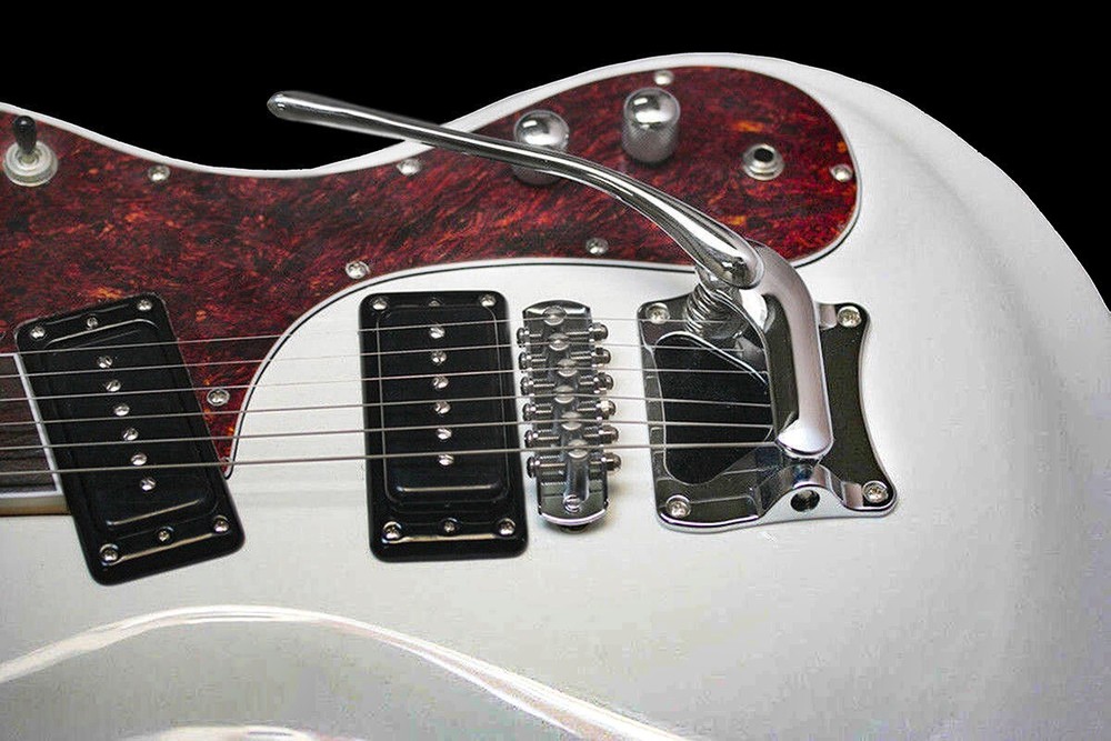 MosLike Vibrato with Mosrite Spec Bridge Assembly-LB