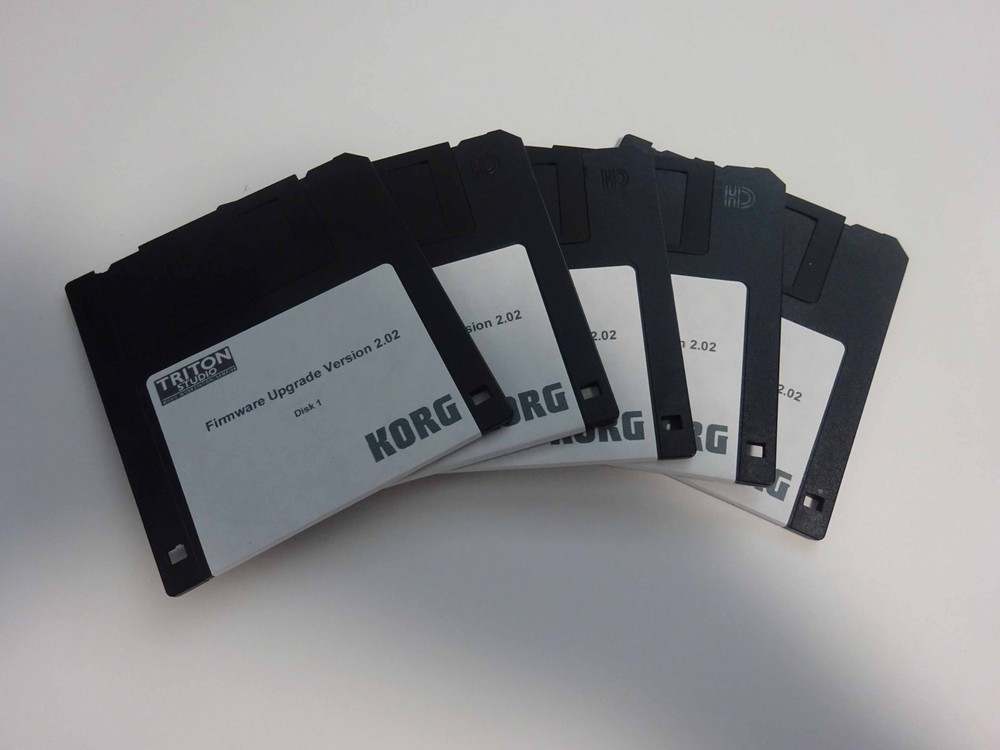 Korg Triton Studio Upgrade 1.02 to 2.02 Five Disk set Version 2.02