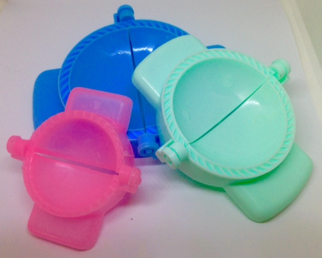 Thai Curry Puff Dumpling Dough Press Mold Small Medium Large (random colored)