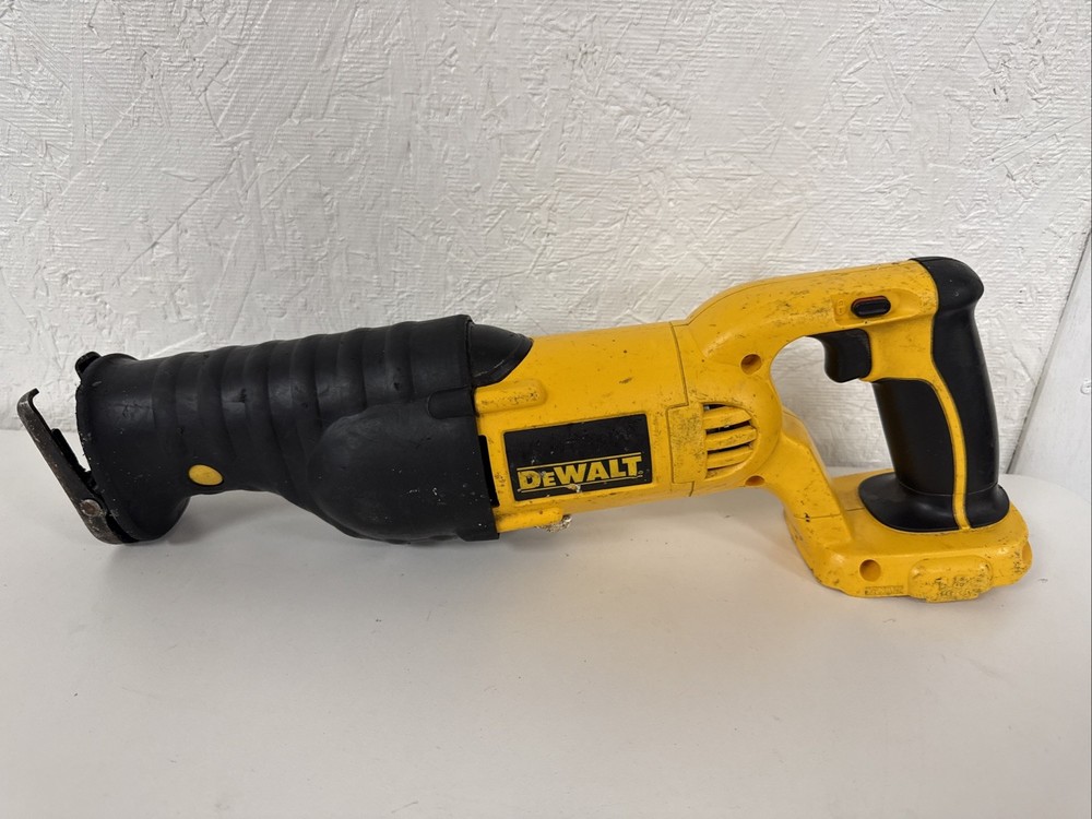 DeWalt DC385 18V Type 2 Variable Speed Reciprocating Saw Bare Tool ONLY Tested