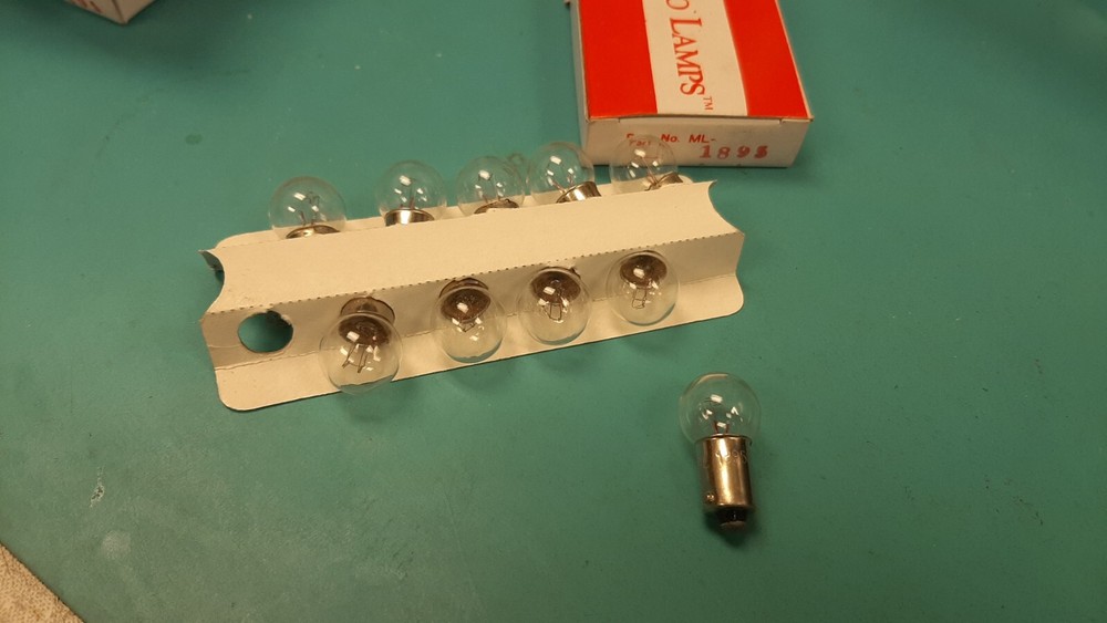 ( 10 PER BOX ) ML-57 MICRO LAMPS