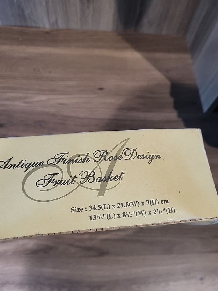 Silverplate Antique Finish Rose Design Fruit Basket Flowers Bread Bowl