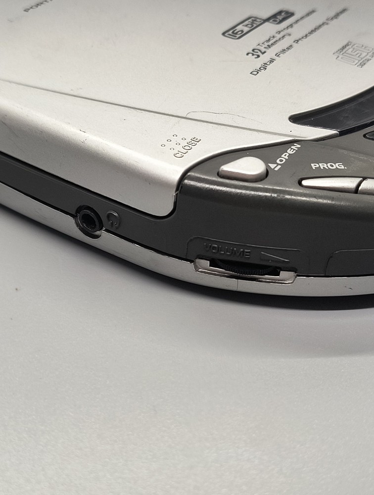 GPX Portable Compact Disc CD Player Discman C3851