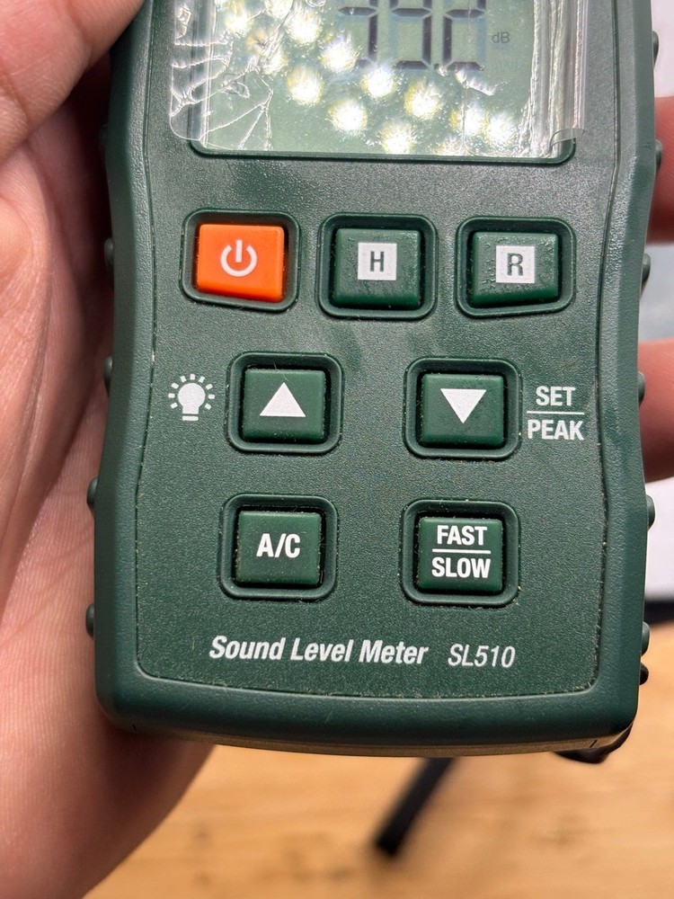 Extech SL510 Sound Level Meter Turns on Untested
