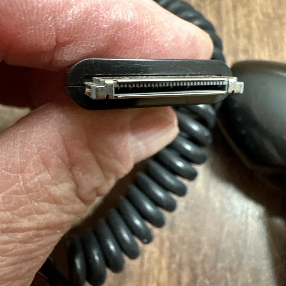 MONSTER ICARPLAY Wireless Plus FM Transmitter/Charger, Plus Verizon Charger