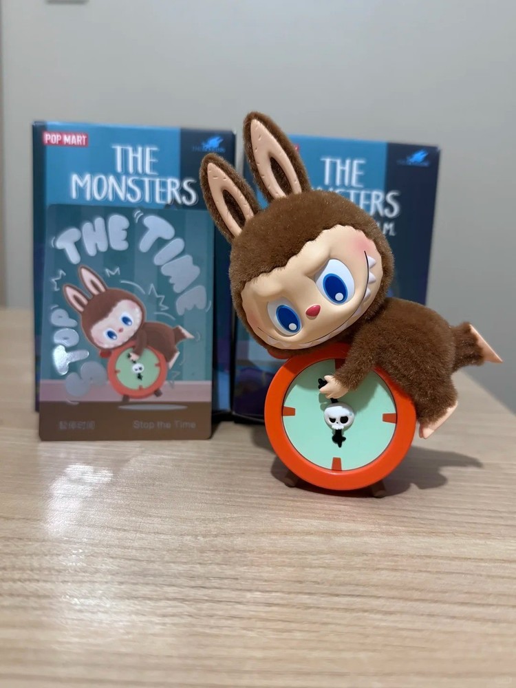 Authentic The Monsters 1:00 A.m. Series Confirmed Figures Hide -Stop the Time