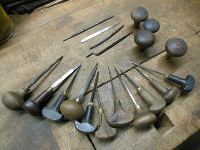 Vautier Hewes vintage engraving tool lot used chisel craft tools