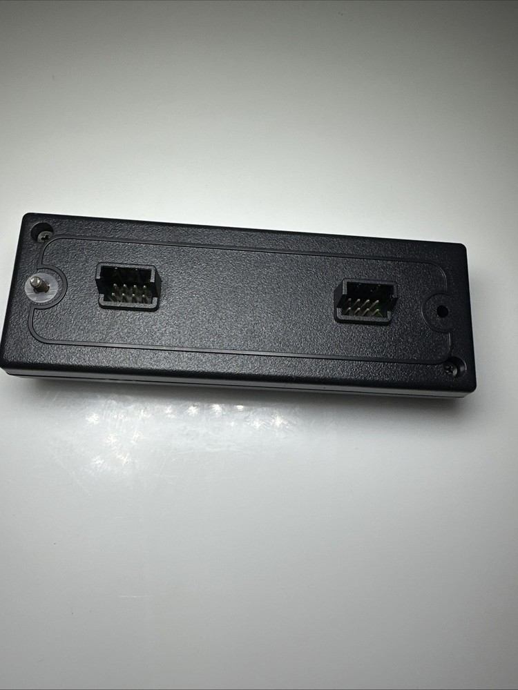ARRIS 728935 RJ11 8 PORT INTERFACE MODULE - Missing 1 Screw