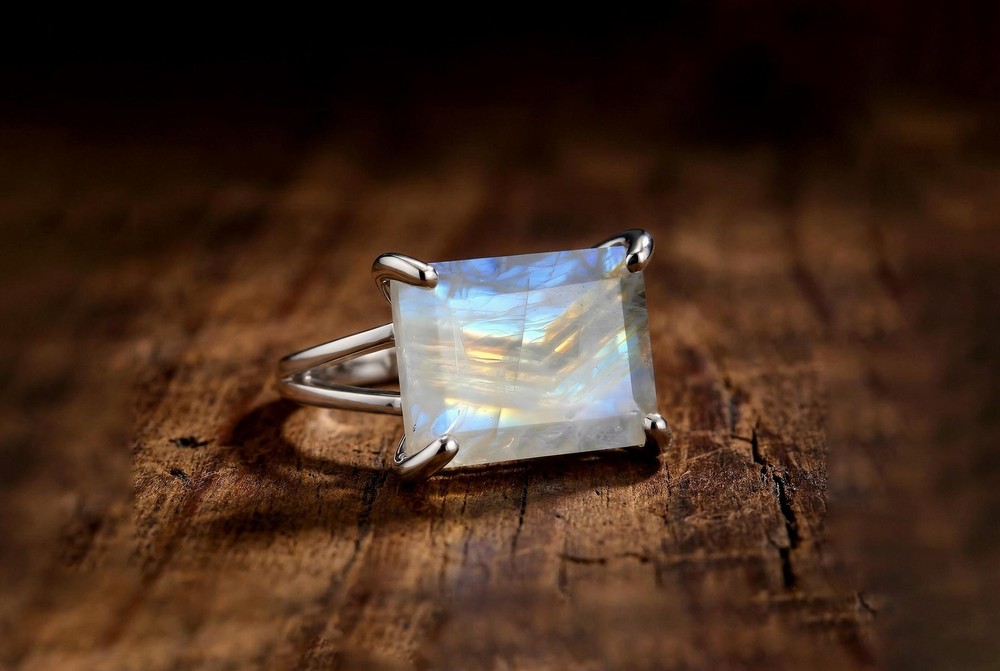 Sterling Silver Moonstone Ring Rainbow Rectangle Cut Birthstone Gift