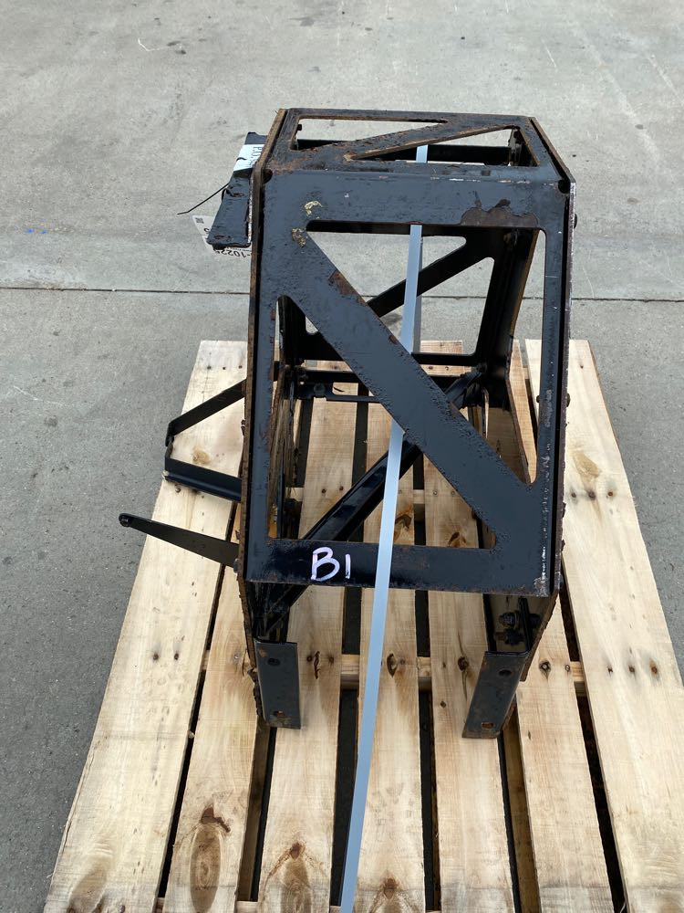 Kenworth Frame Step (722-10225)