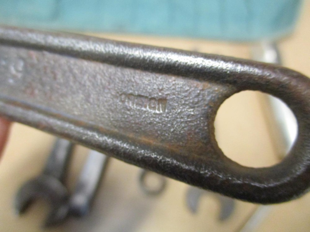 Vintage Bentley ? Tool Kit