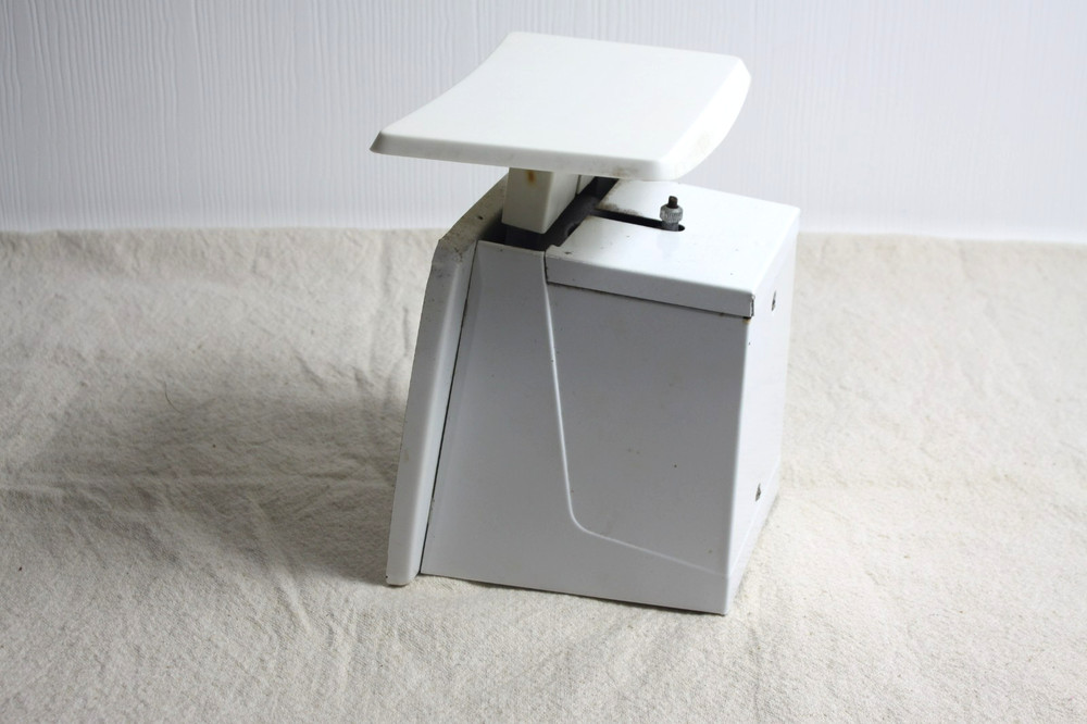 Vintage Hanson Utility/Kitchen Scale, 25 lbs.