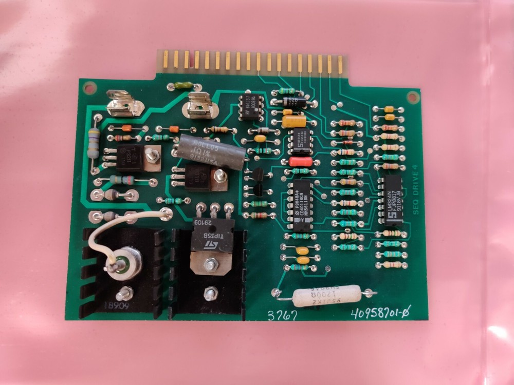 Universal Instruments SEQ Drive 4 40958701