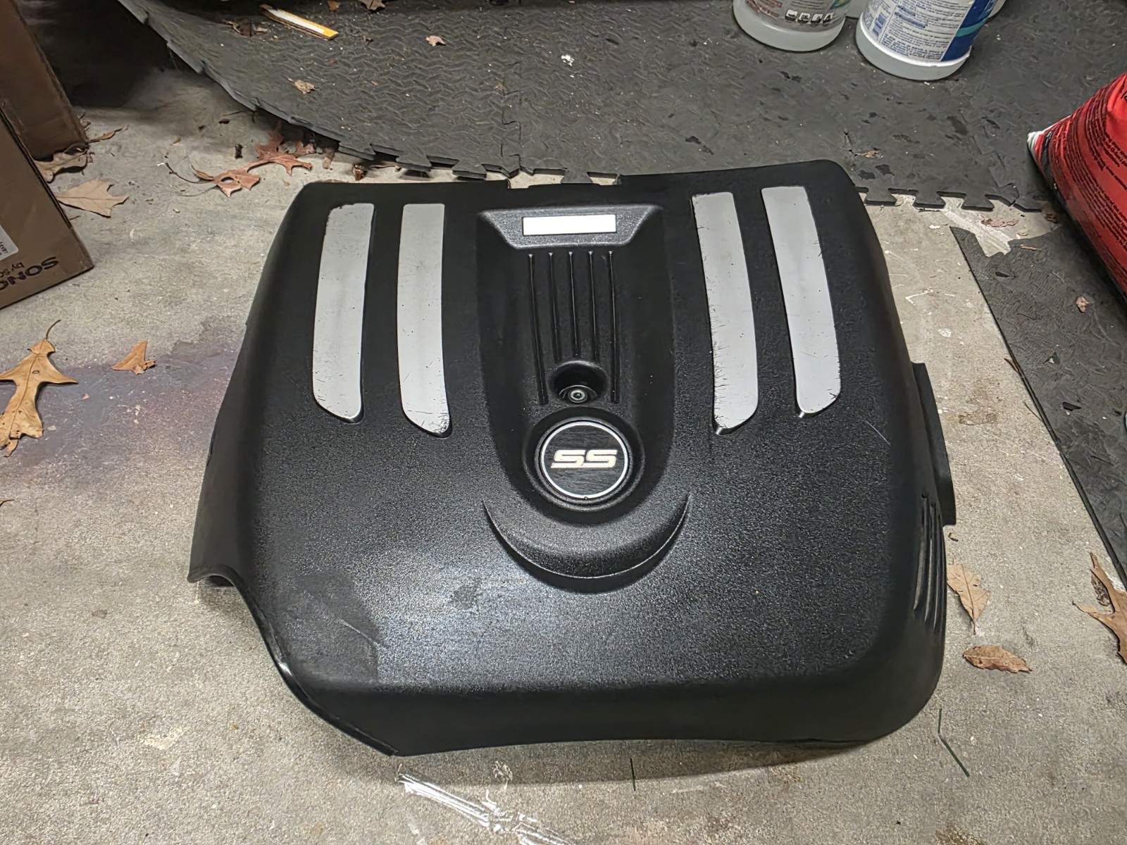 Trailblazer Ss Tbss Engine Cover 6.0L V8