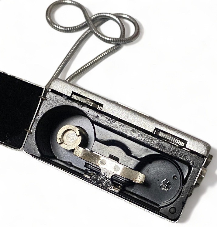 Uncommon Bell 16￼ subminiature camera ex condition
