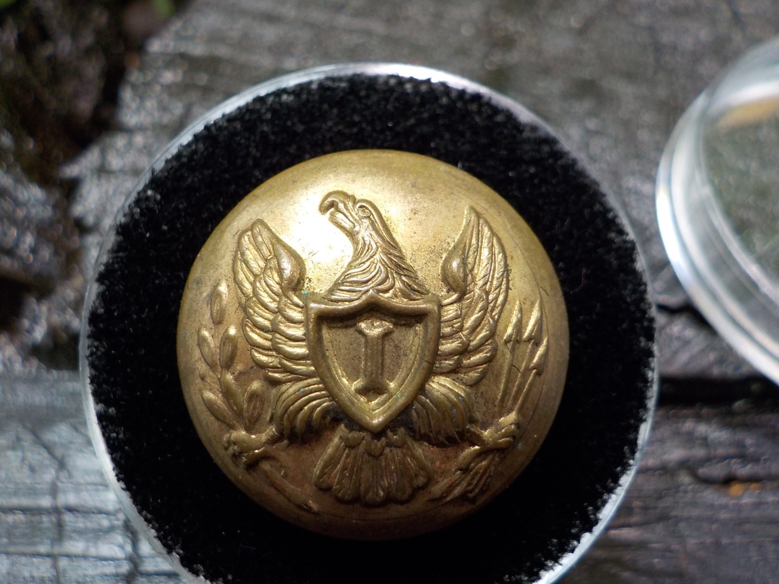 Old Rare Vintage Antique Civil War Relic Eagle Infantry Coat Button Free Case