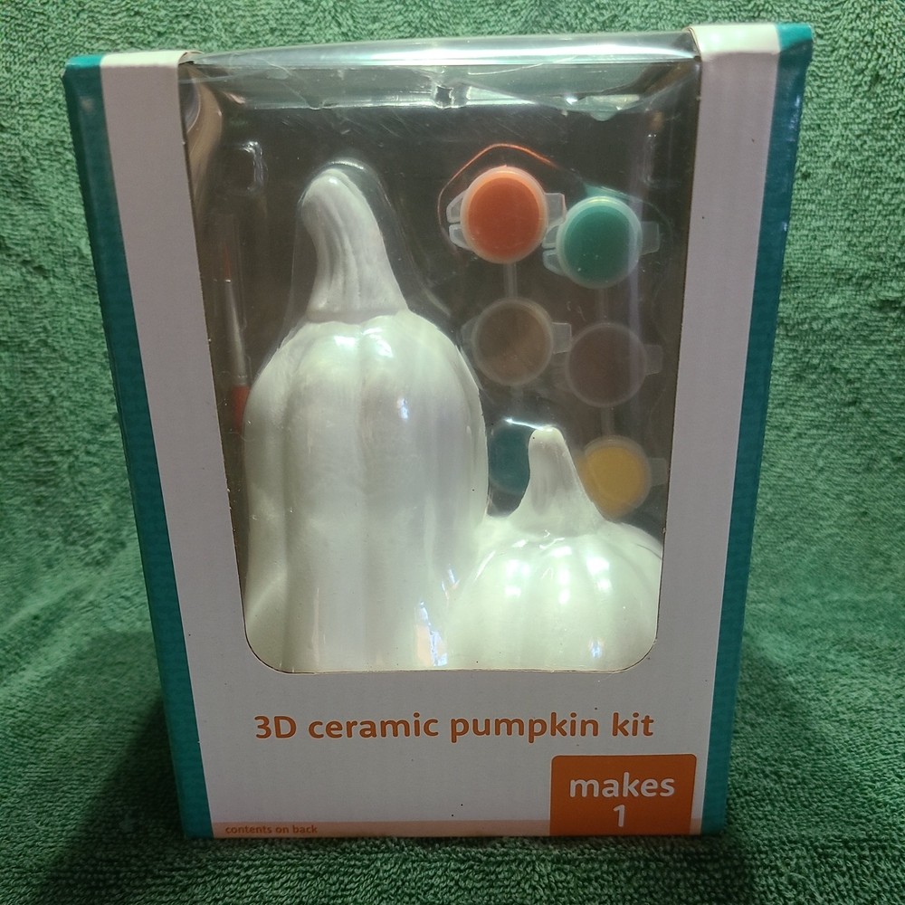 3d ceramic pumpkin kit By Creatology NIB Sealed.