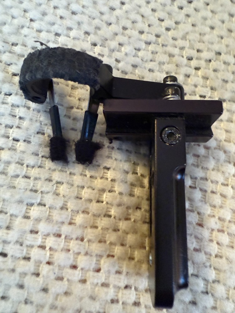 Dual Slab Flipper Rest