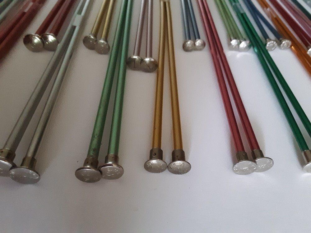 21 Complete Sets Single Point Knitting Needles Boye, Bates, other, 14", 10" KN7