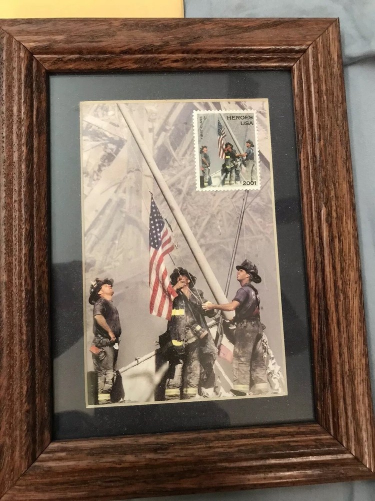 Heros USA 2001 Commorative Framed Stamp