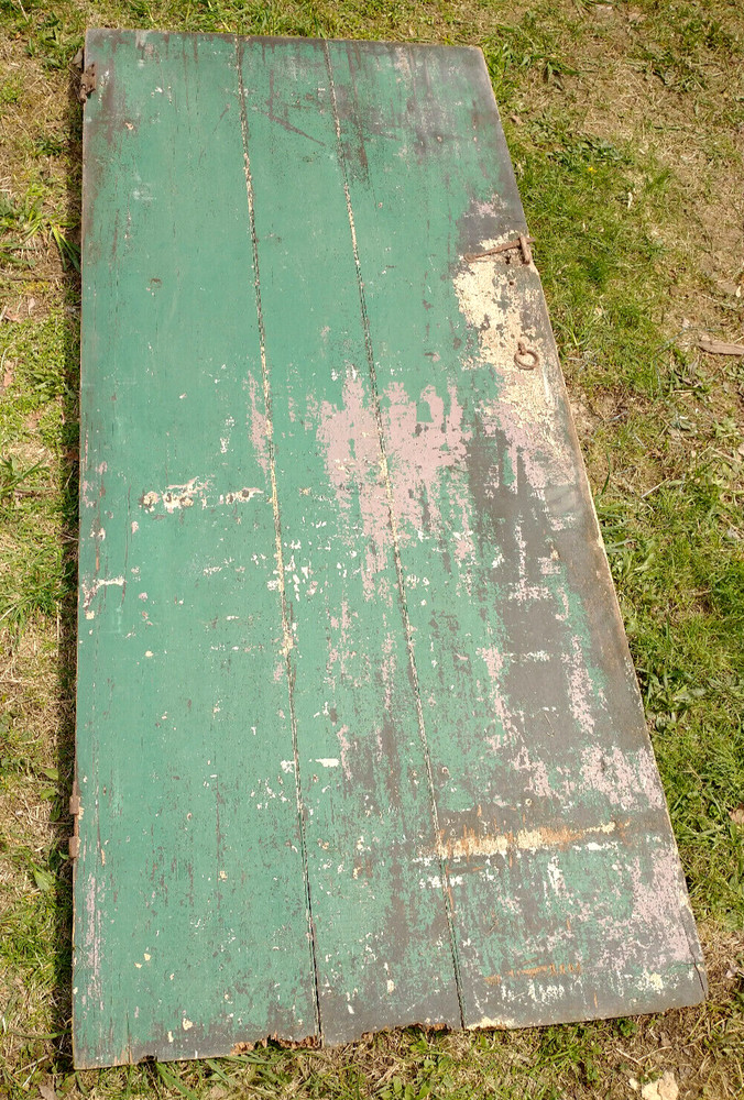 Barn Door ANTIQUE GREEN PAINT LATCH SQUARE NAILS PRIMITIVE