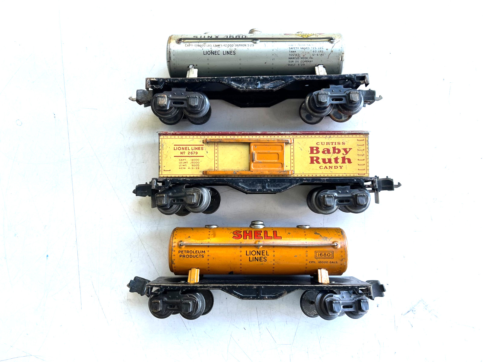 LIONEL 1680, 1682, 2679, 2677, PREWAR, BOXCAR, SUNOCO TANK , GONDOLA, CABOOSE