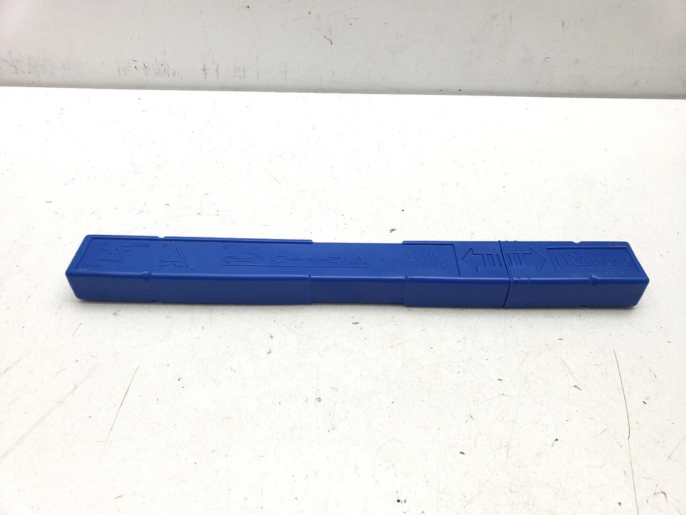 BMW X5 E70 2008 EMERGENCY WARNING HAZARD TRIANGLE 6770487