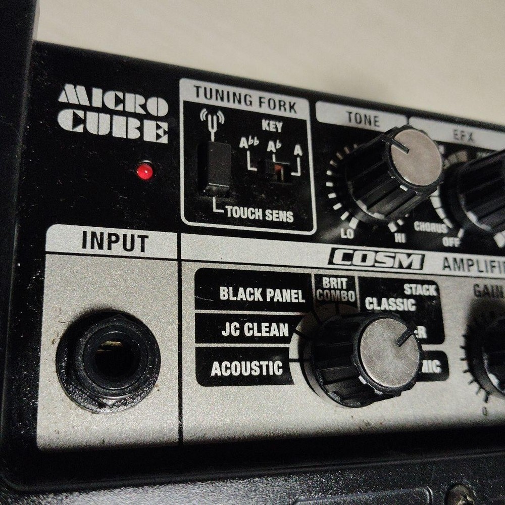 Roland Micro Cube Guitar Amplifier - Black Used Good