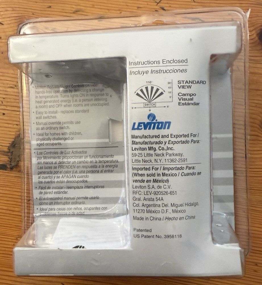 Leviton Decora Motion Activated Light Control Model 6780 New in Sealed Package