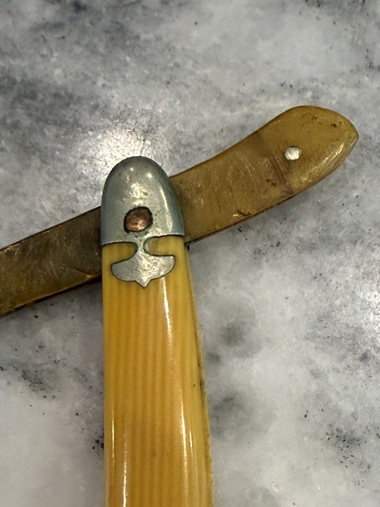 Vintage Straight Razor