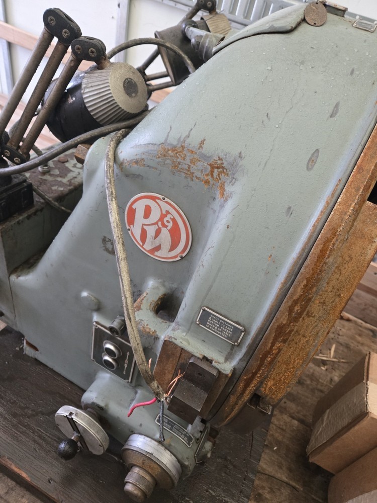 30'' Pratt & Whitney Vertical Rotary Table - FREE FREIGHT