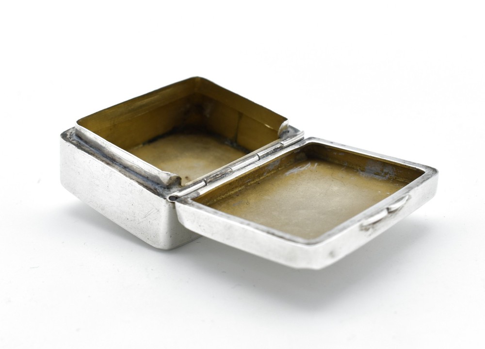 Vintage Solid Silver Pill Box Snuff Box Heavy Gilded Interior