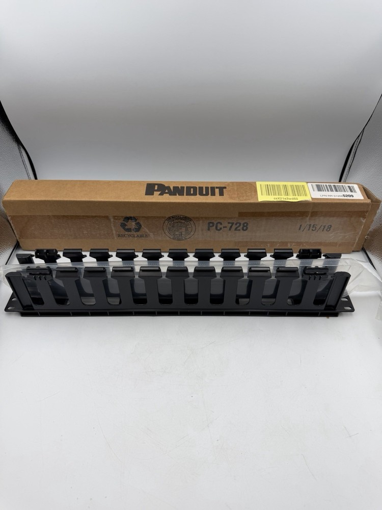 Panduit PC-728 19” 1U PatchLink Cable Manager Rack Mount Black