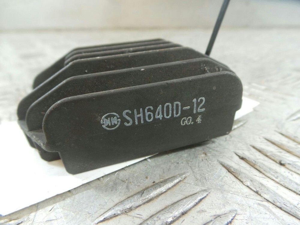 2002 PIAGGIO ZIP 125 RECTIFIER REGULATOR