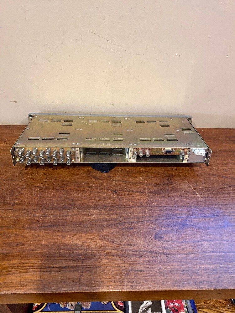 Sigma Electronics Slot Mounting Frame Video Router Etc. SS-2100-6