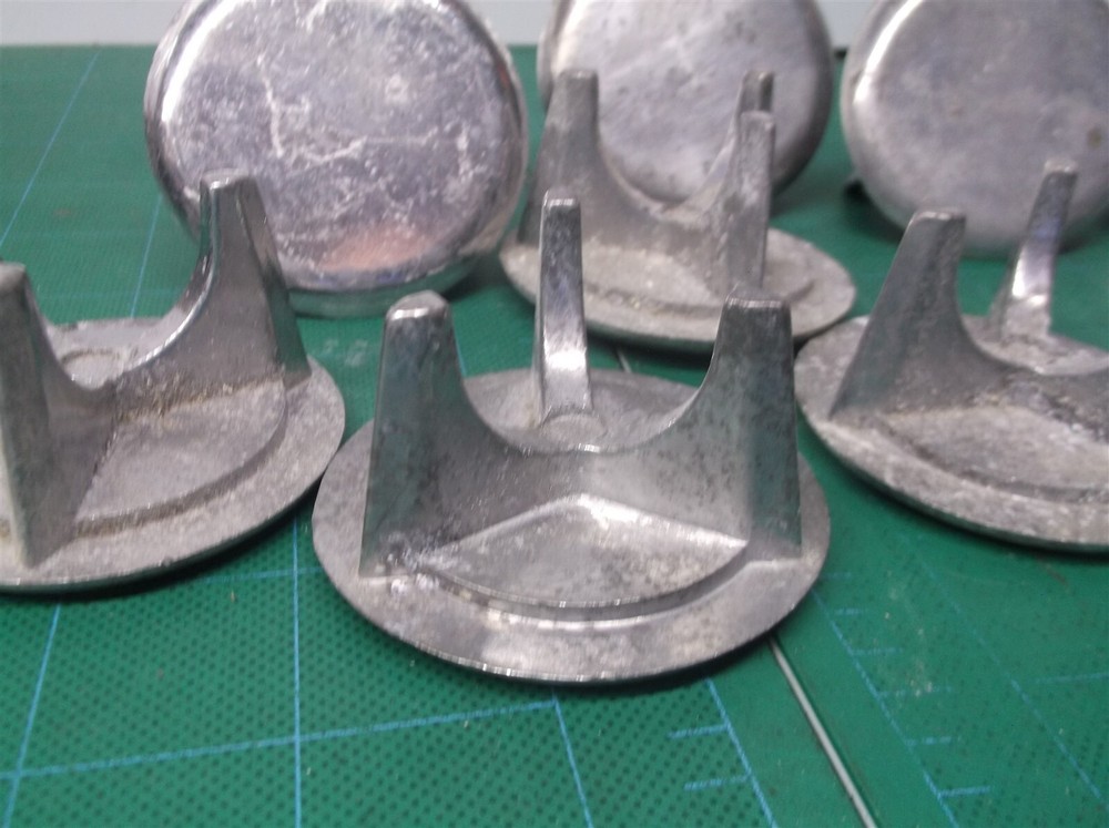 10 Everbilt 2-3/8” Aluminium Chain Link Fence Post Plug