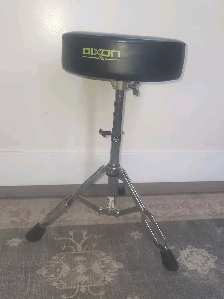 708 Dixon Light Double Braced Throne