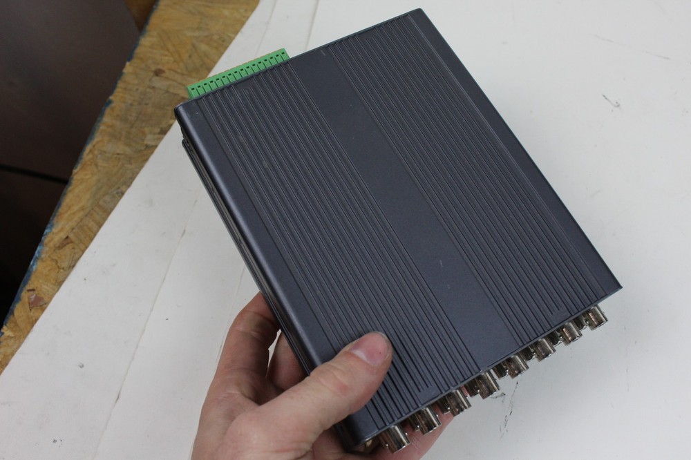 Vivotek VS8801, 8-Channel Video Server network encoder