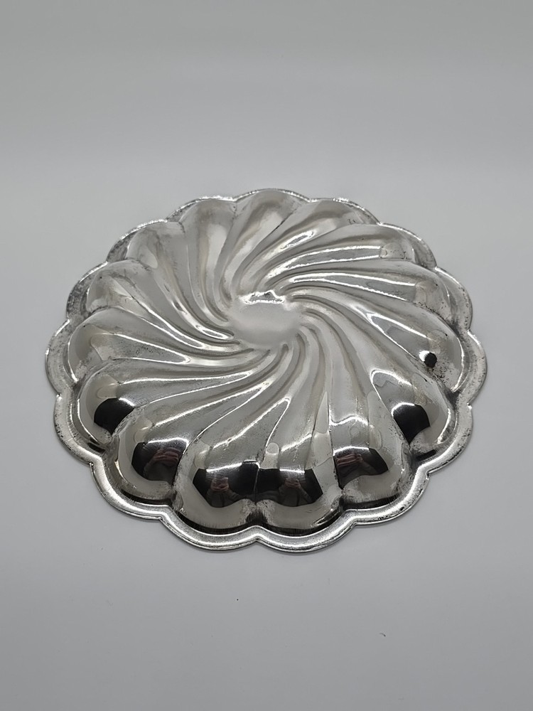 Mid-Century Modern Style Silverplate Swirl Tray - Scalloped Edge Catch-all (A4)