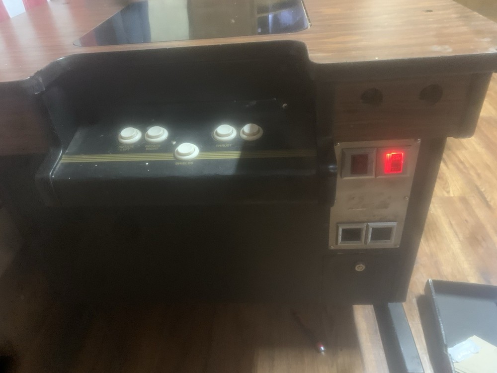 Atari Commercial Asteroid Arcade Game