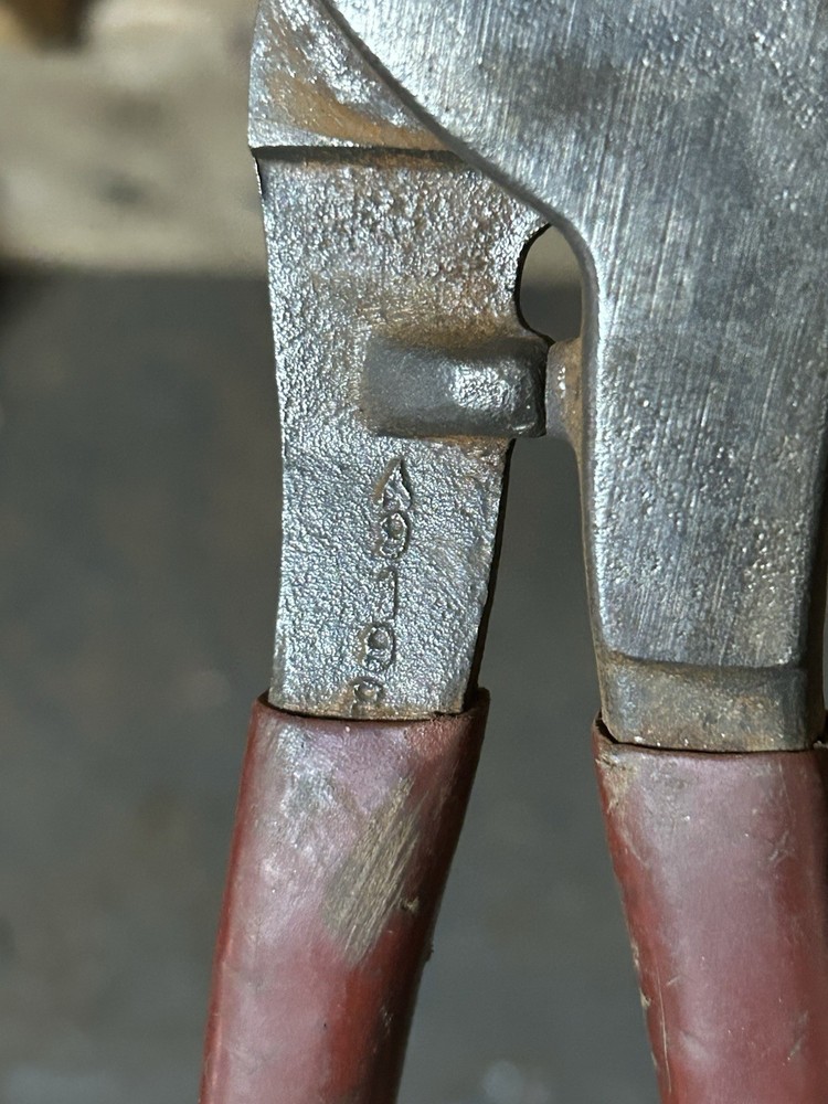 Red Handle Wire Cable Cutters Klein?