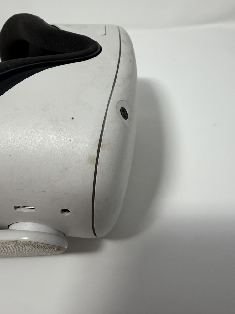 128GB Oculus Meta Quest 2 VR Replacement Headset Only Fully tested READ