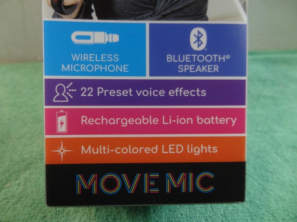 Singing Machine Move Mic Wireless Handheld Bluetooth Karaoke Microphone w/Speake