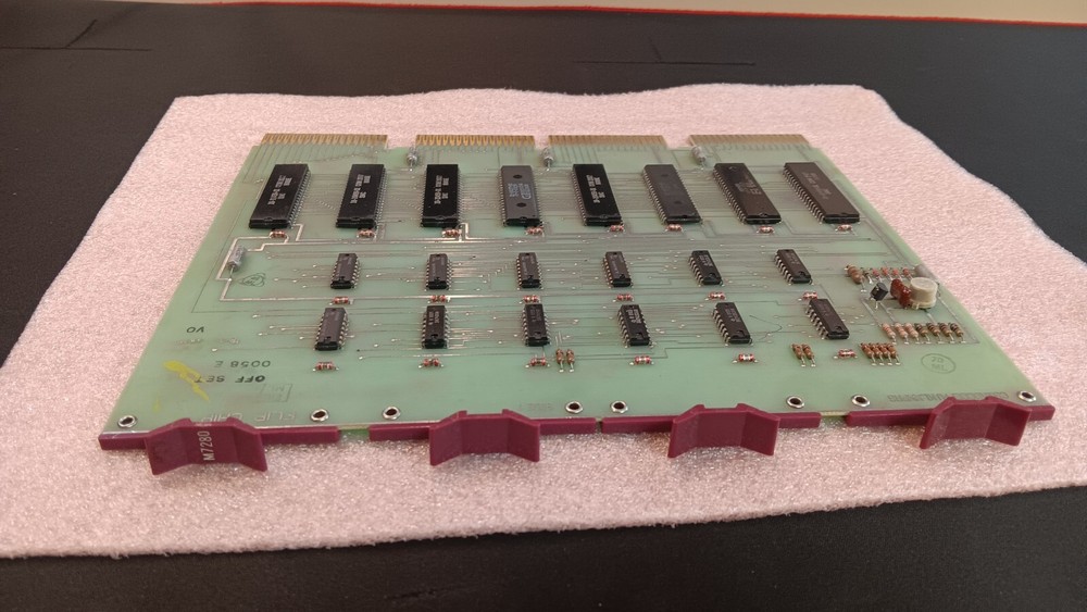 DEC digital M7280 MULTIPLE UART CARD DH11 (B21)