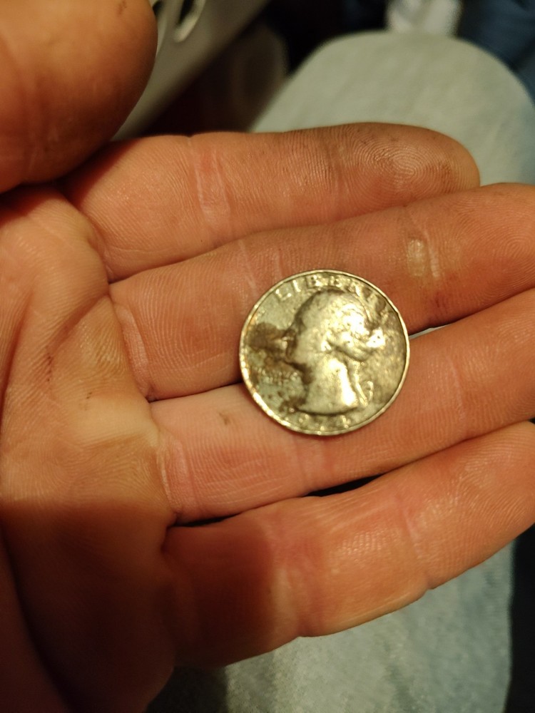 1974 Washington Quarter No Mint Mark  Wrong Planchet Error Coin.