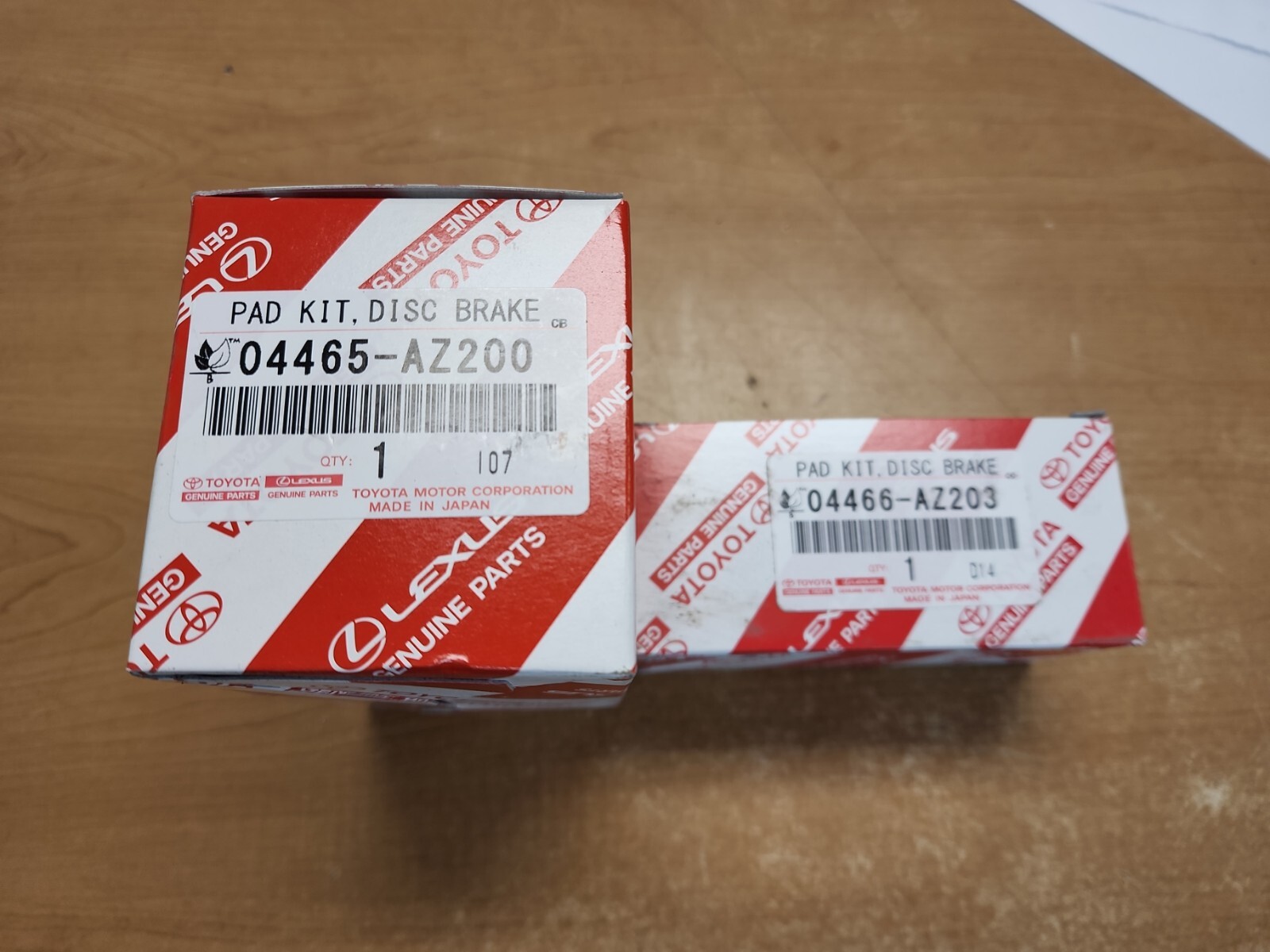 OEM 2003- 2022 Toyota 4Runner Brake Pads Front Rear 04465-AZ200 04466-AZ203