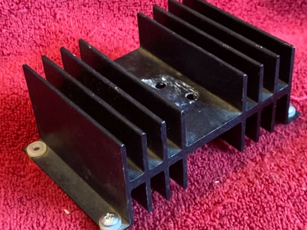 AIRCRAFT VOLTAGE REGULATOR