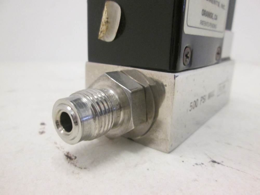 Unit UFC-1020A, Mass Flow Controller MFC, O2, 500 SCCM, Used
