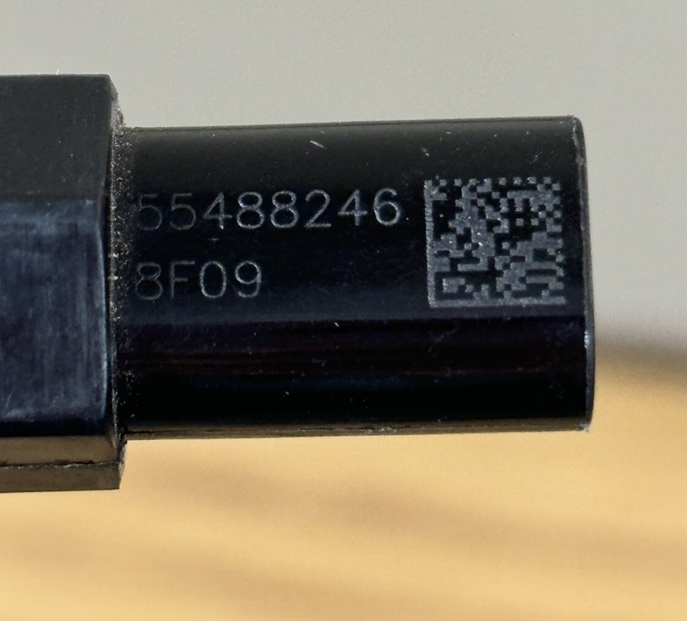 GM 2018-2022 Engine Coolant Temperature Sensor OEM 55488246